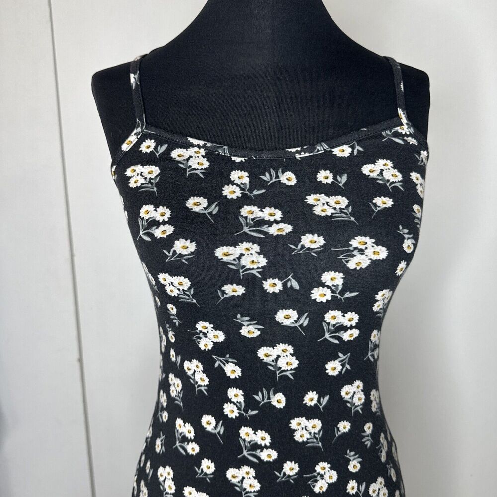 Edikted Ditsy Floral Mini Dress Black White Daisy Bodycon Ruched Camisole Casual - Picture 5 of 10